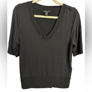 Athleta Step Forward Sweatshirt Tee V-Neck Black Women’s S P Athleisure